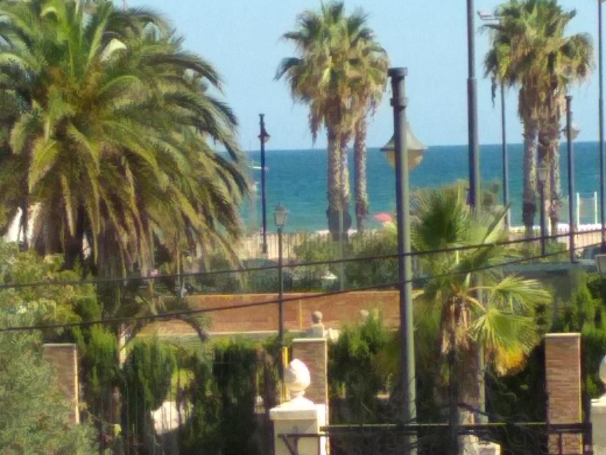 Apartmentsuitespain Beach Economy Valencia Eksteriør billede